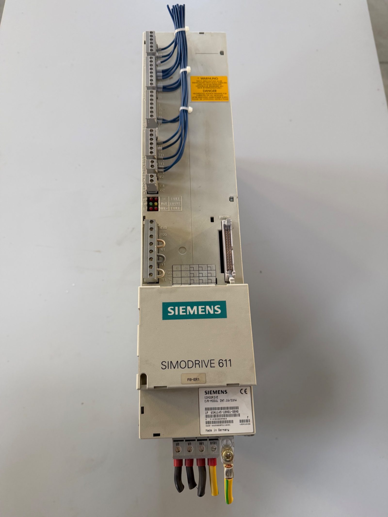 SIMODRIVE 611 Einspeise-/Rückspeisemodul (E/R-Modul) 16/21 kW, interne Kühlung