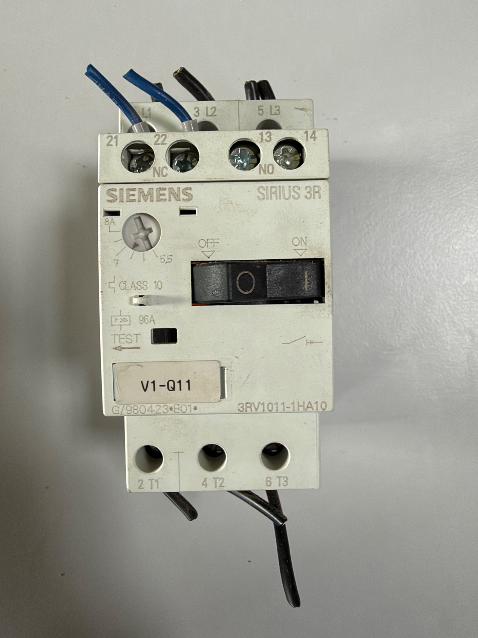 Leistungsschalter für Motorschutz SIRIUS 3RV1011, 5,5–8 A, mit Hilfsschalter