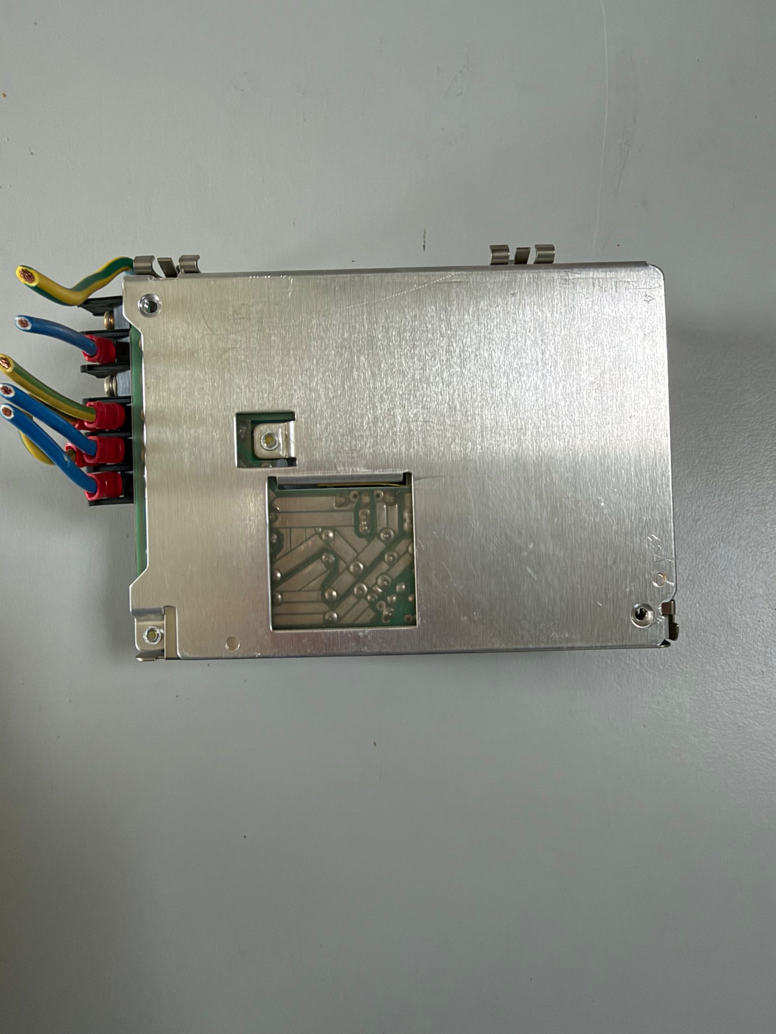 Schaltnetzteil 5 V DC / 9,5 A, offene Bauform mit Halteklammern