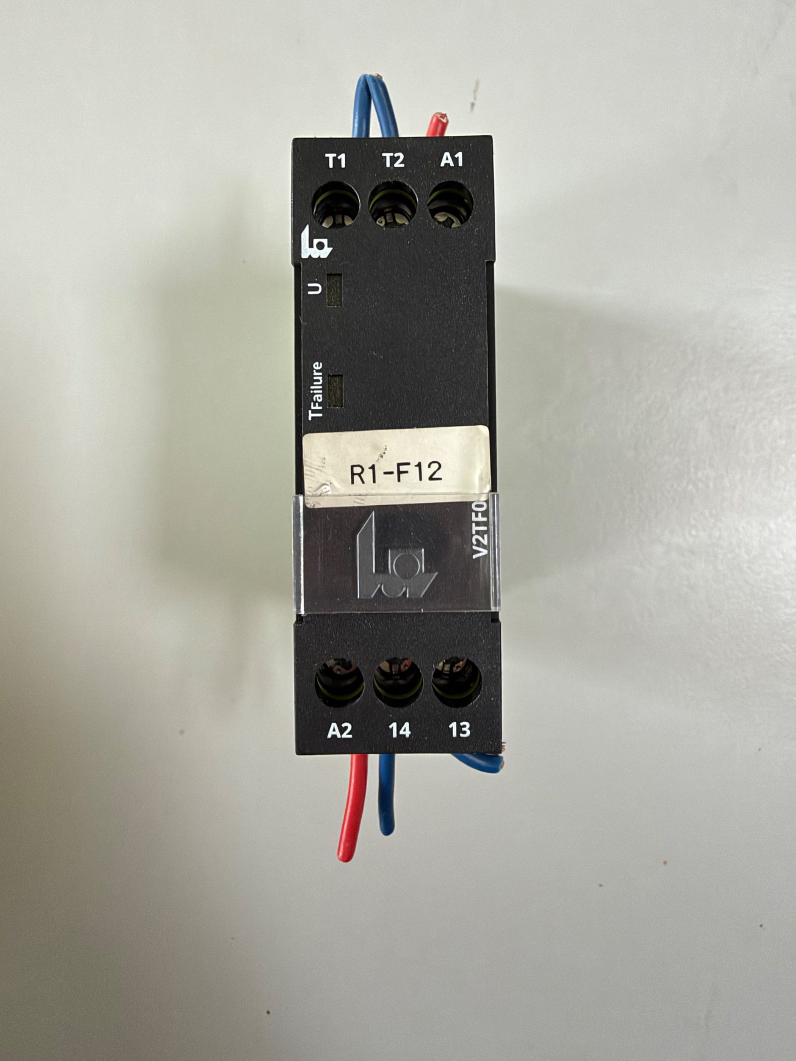 Thermistor-Überwachungsrelais V2TF01, 24–240 V AC/DC