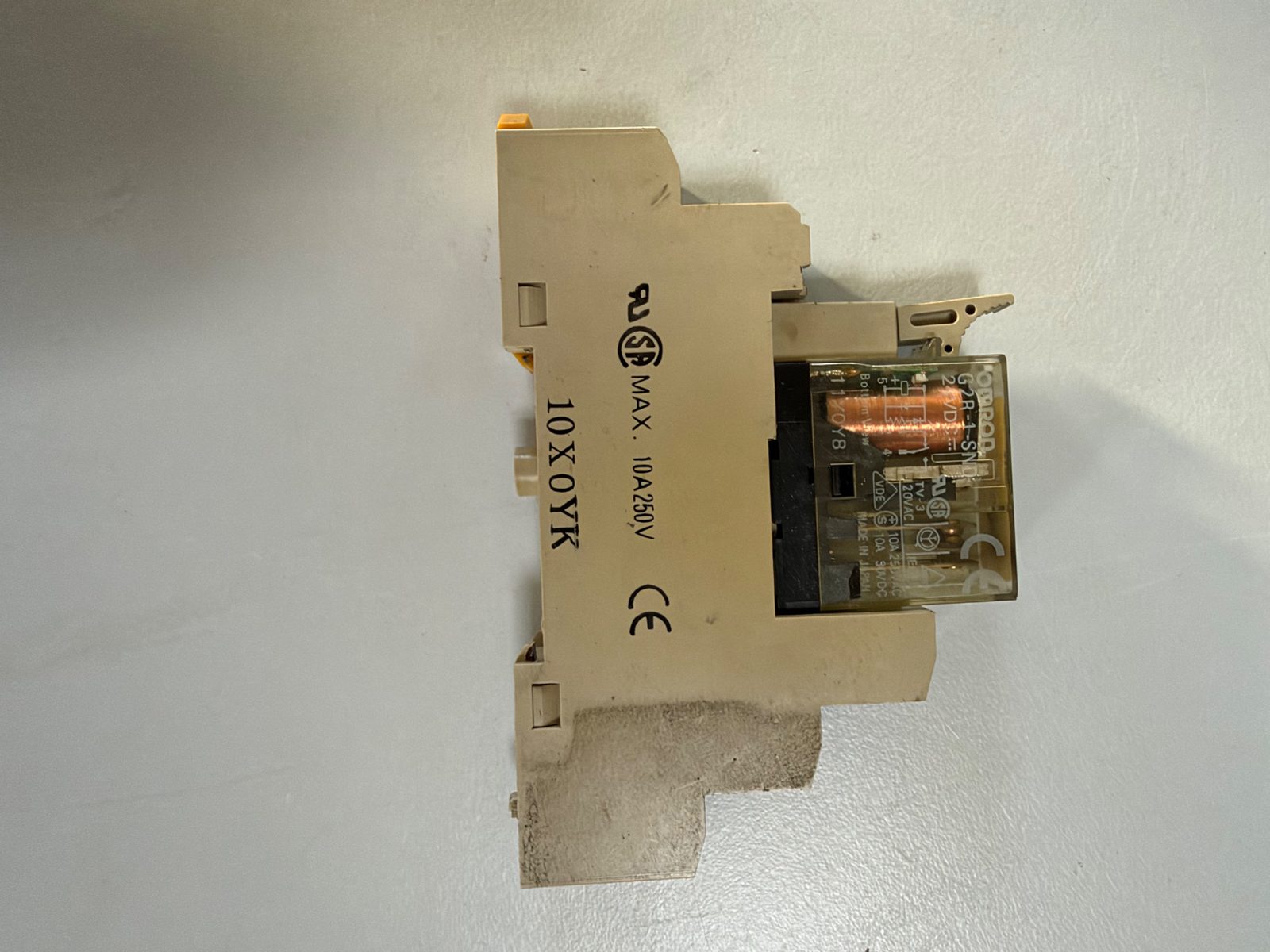 Steckrelais G2R-1-SN 24 V DC mit Sockel
