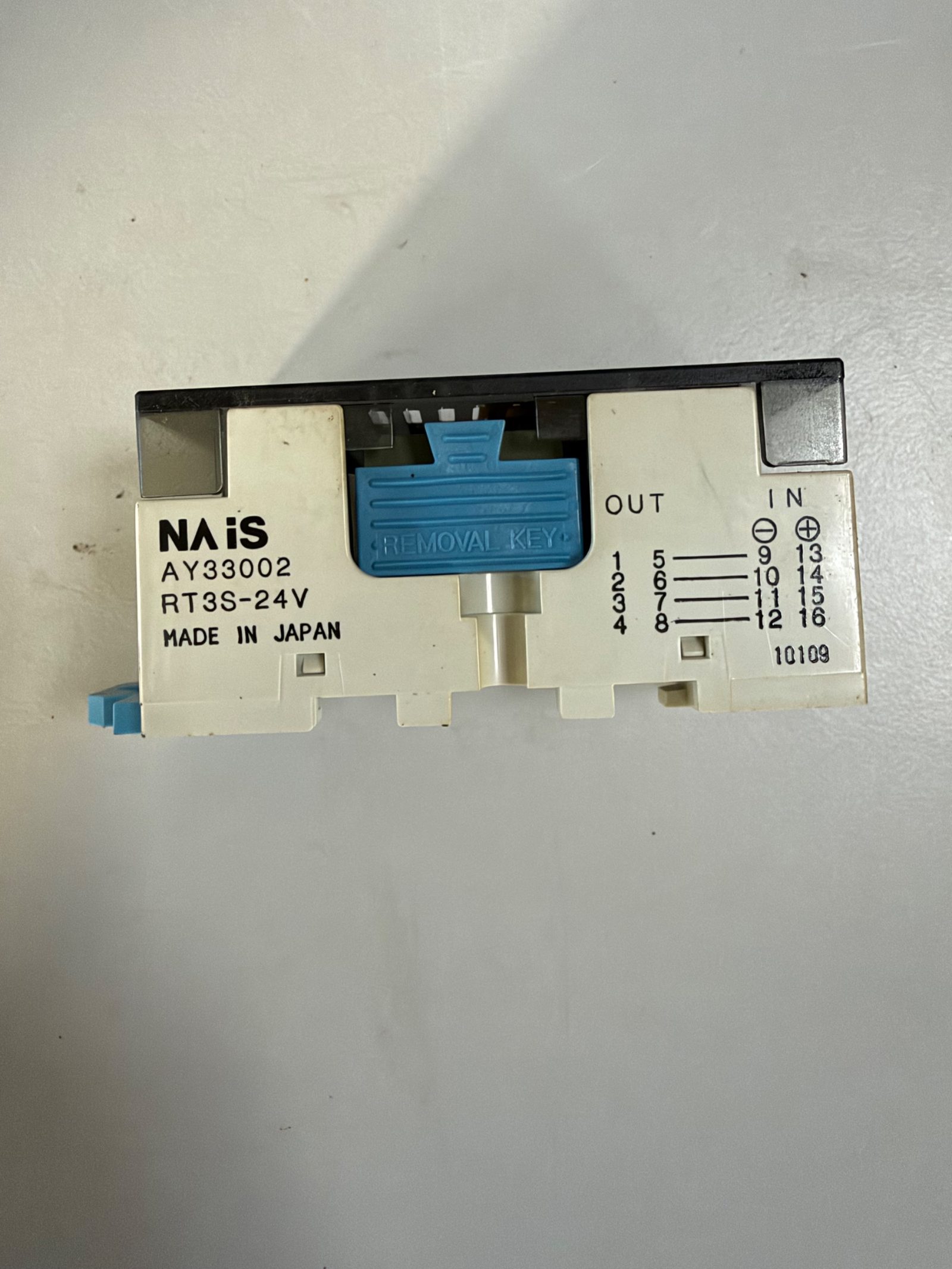 Relaisbaustein RT-3 mit 4 Ausgängen, 24 V DC